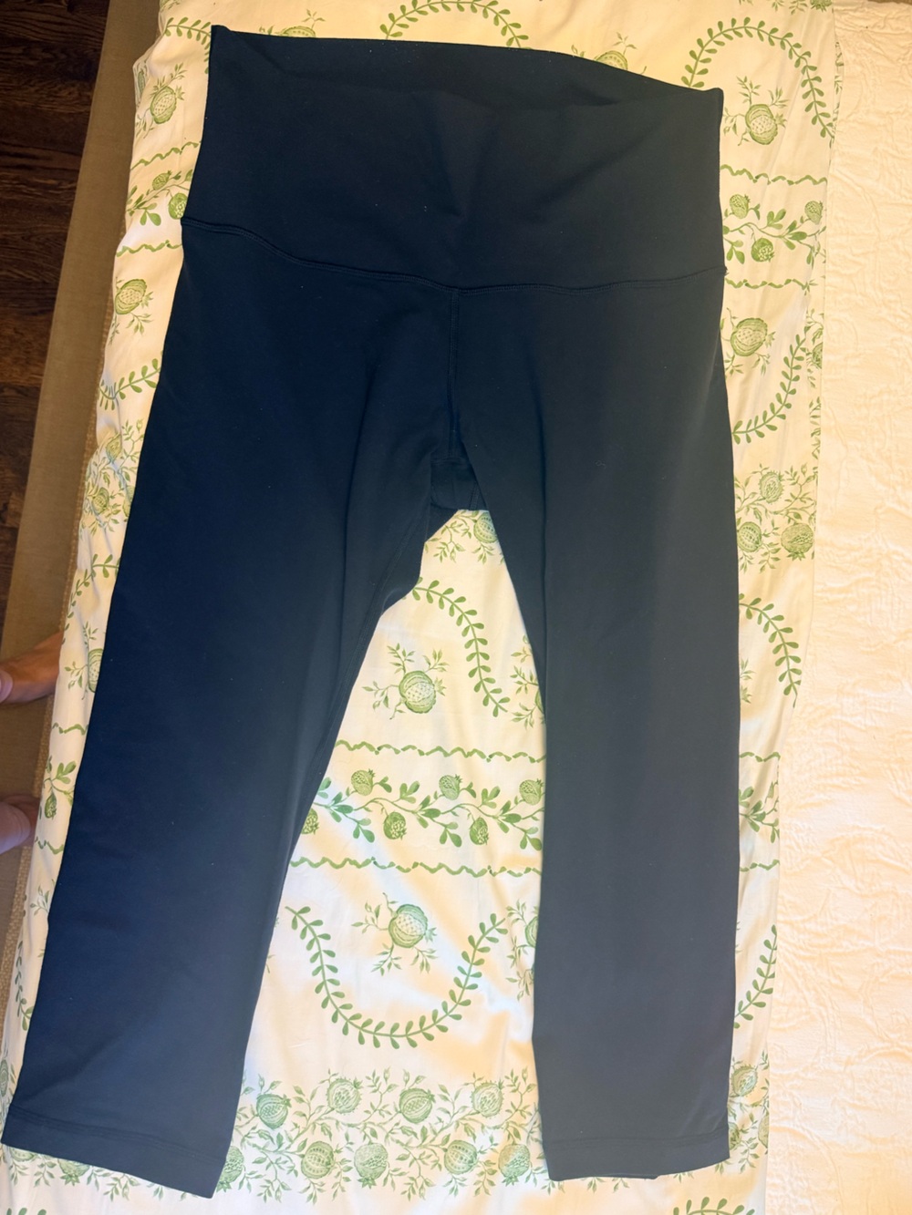 Lululemon High-Waist Active Crop Leggings - Black